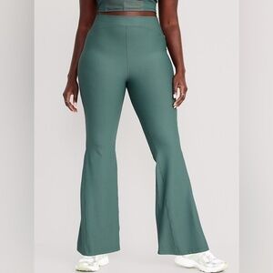 Old Navy 4X Extra High-Waisted PowerSoft Ribbed Super Flare Leggings